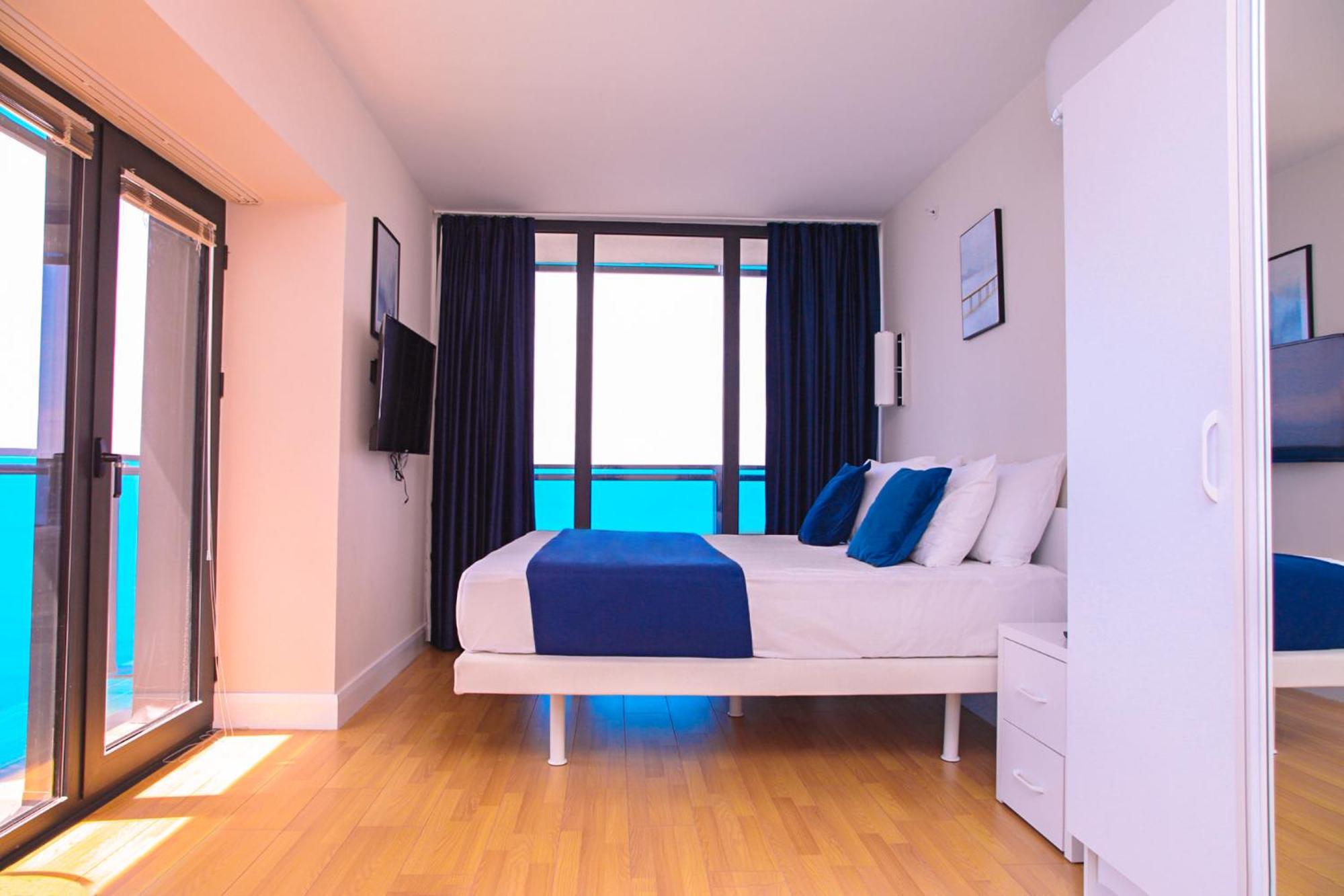 Relax And Unwind Premier Sea View Aparthotel In باتومي المظهر الخارجي الصورة