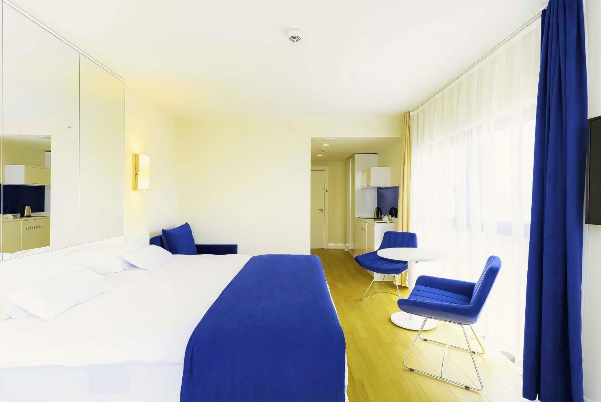 Relax And Unwind Premier Sea View Aparthotel In باتومي المظهر الخارجي الصورة
